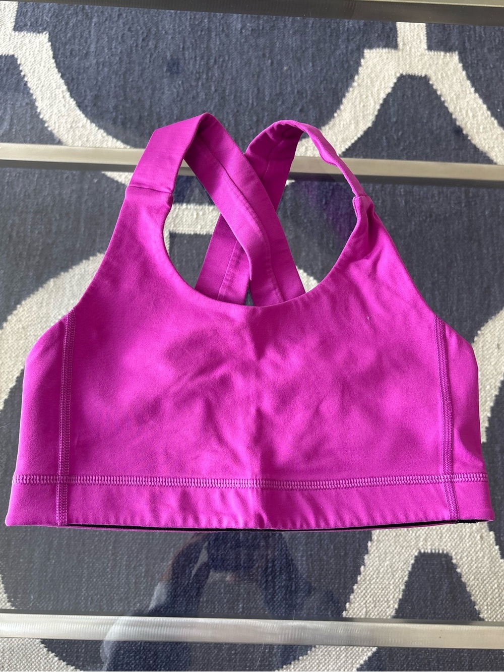 Lululemon fushia sports bra